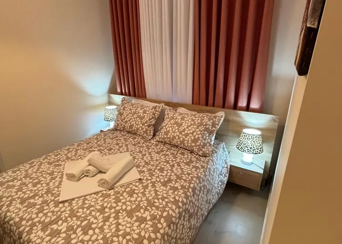 Joana Prestige * Τίρανα