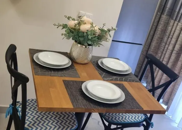 Joana Prestige * Τίρανα