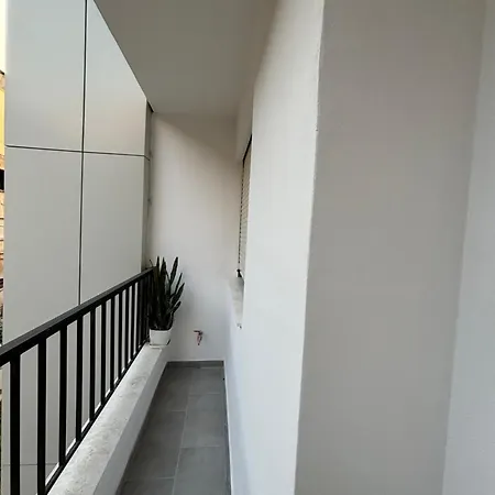 Joana Prestige * Tirana