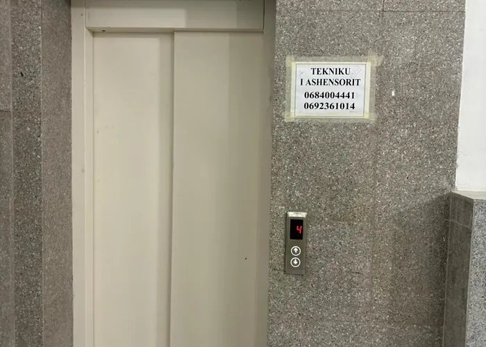 Joana Prestige * Tiran