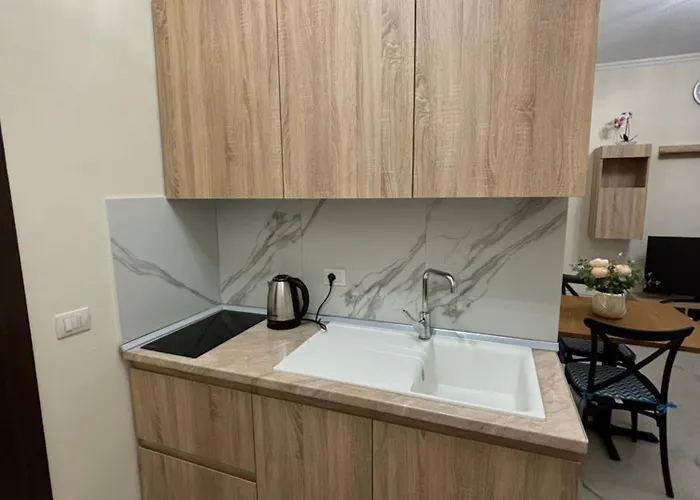 Joana Prestige ティラナ